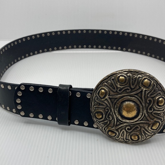 Retro Southwestern Studded Leather Belt Ornate Silver Medallion Buckle - Picture 9 of 10